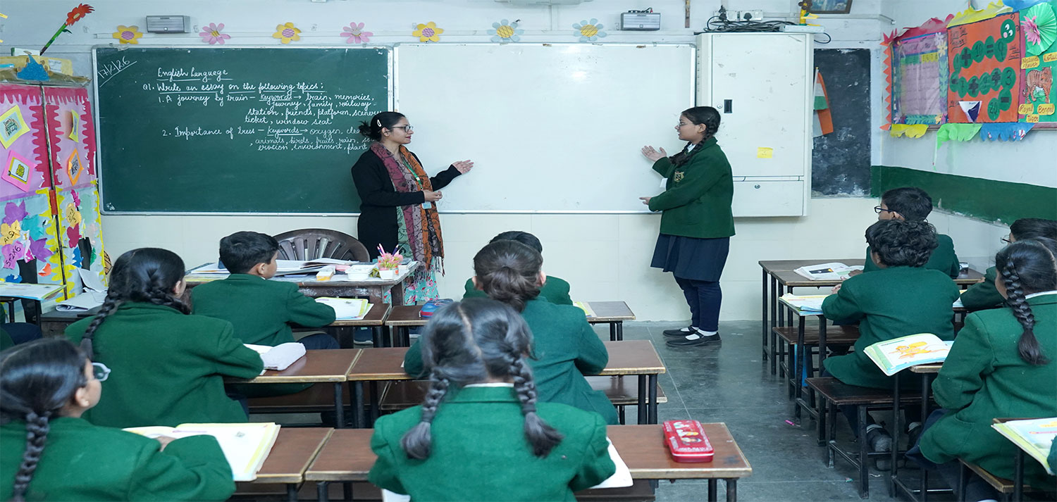 lucknow school